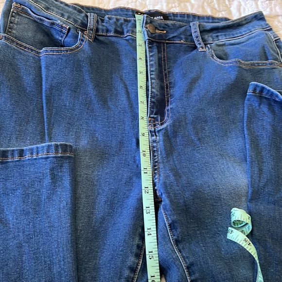 Tall 37 inseam Alloy Apparel Jeans Size 20 Boot Cut Jeans 5 pockets Stretchy EUC - Picture 8 of 9